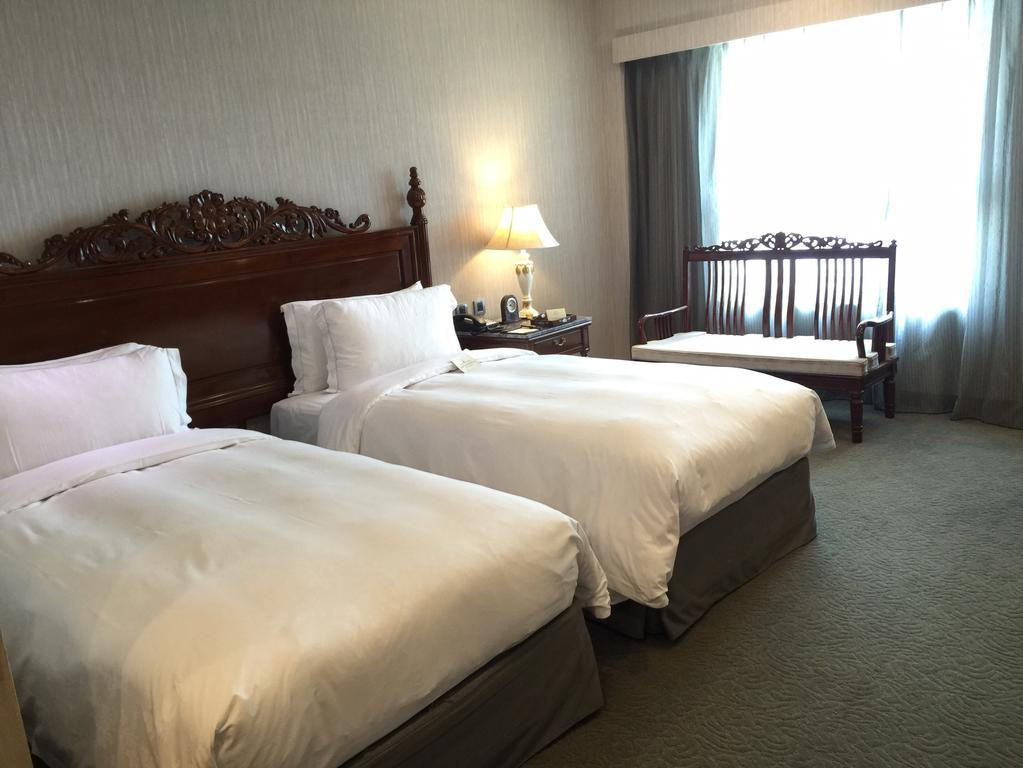Royal Seasons Hotel Taichung‧Zhongkang מראה חיצוני תמונה
