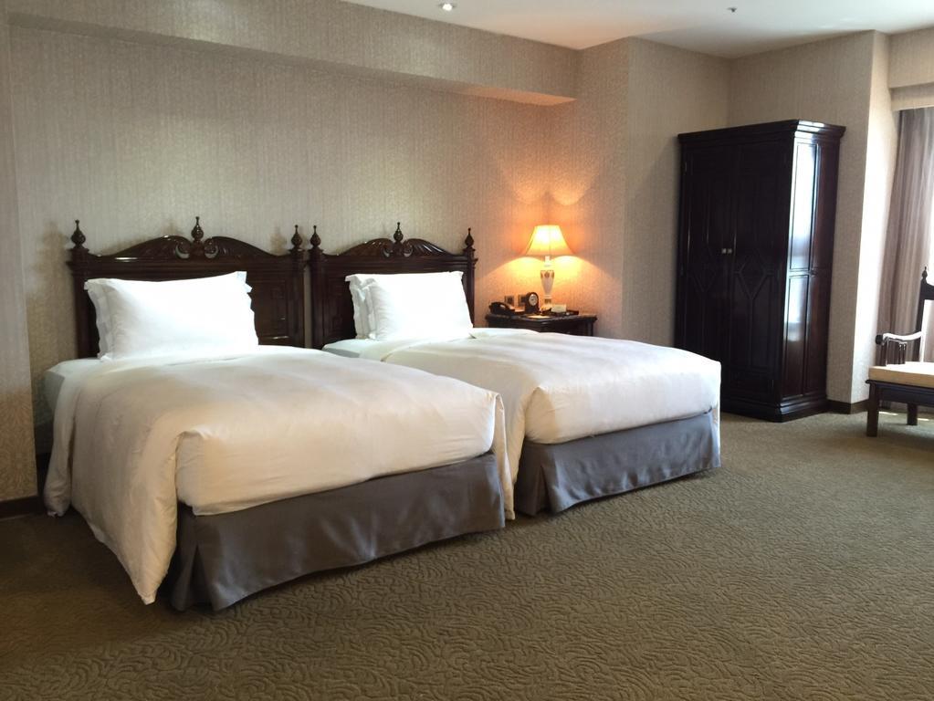 Royal Seasons Hotel Taichung‧Zhongkang מראה חיצוני תמונה