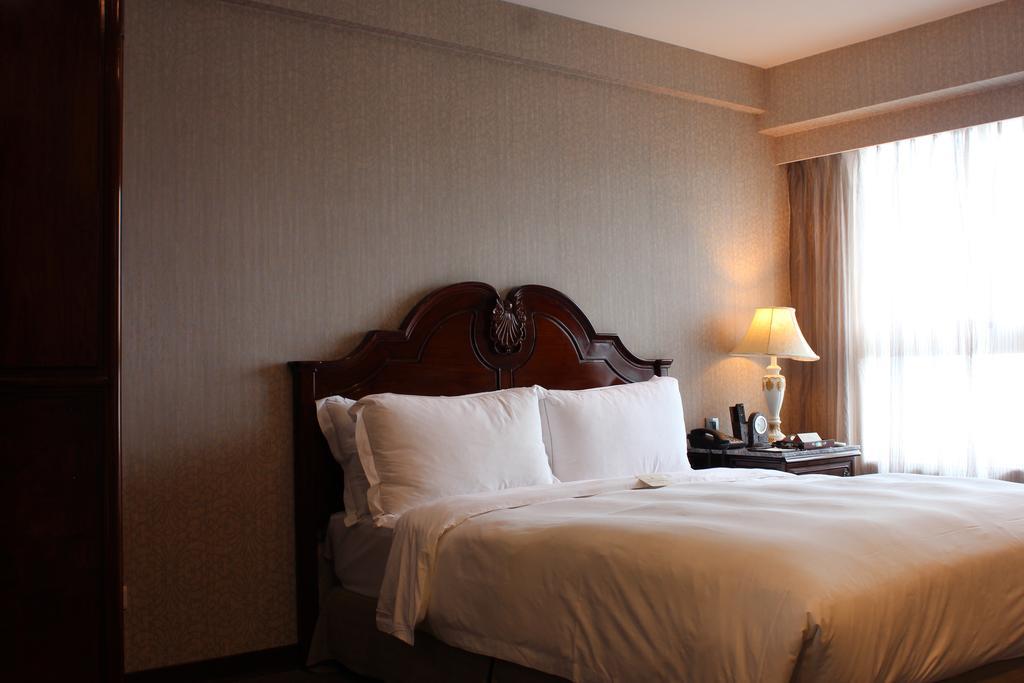 Royal Seasons Hotel Taichung‧Zhongkang מראה חיצוני תמונה