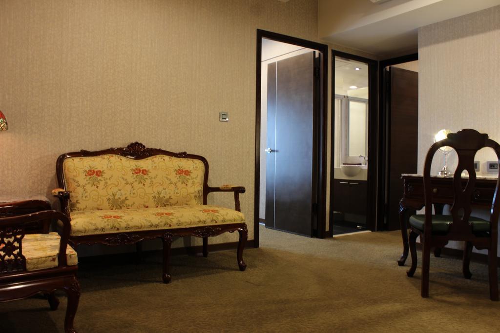 Royal Seasons Hotel Taichung‧Zhongkang מראה חיצוני תמונה